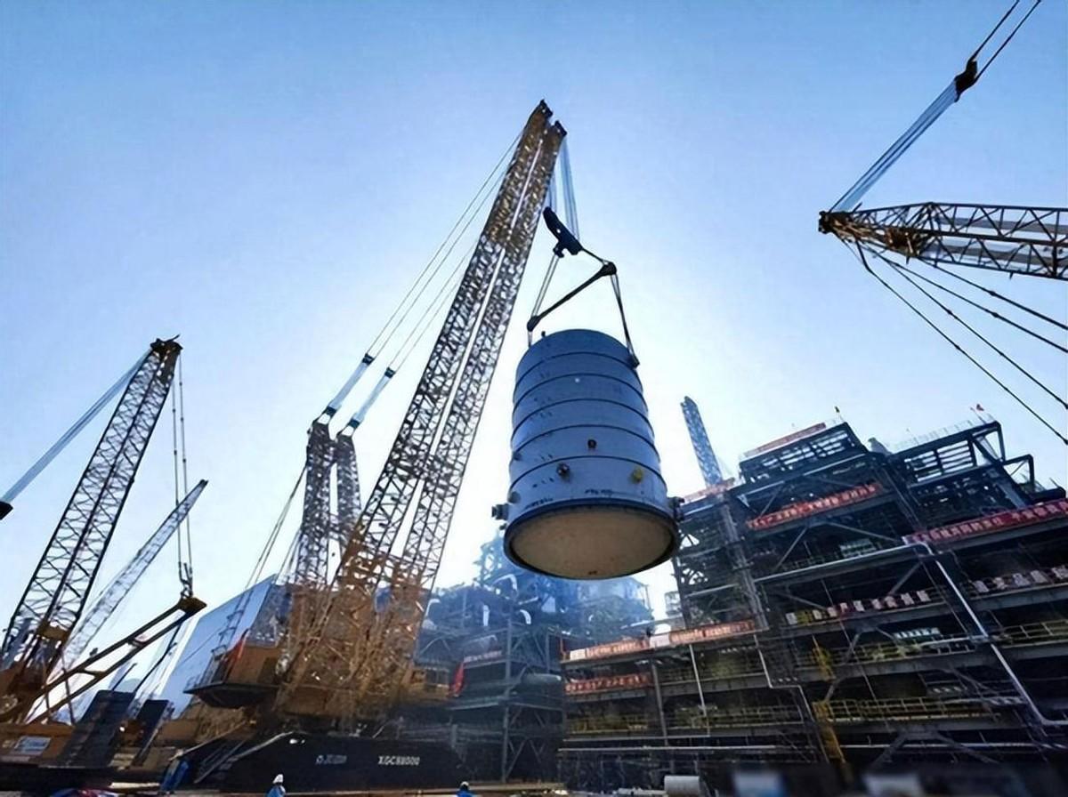 10年只出3臺！其他國家排著隊搶，我國4000噸級起重機有多豪橫？